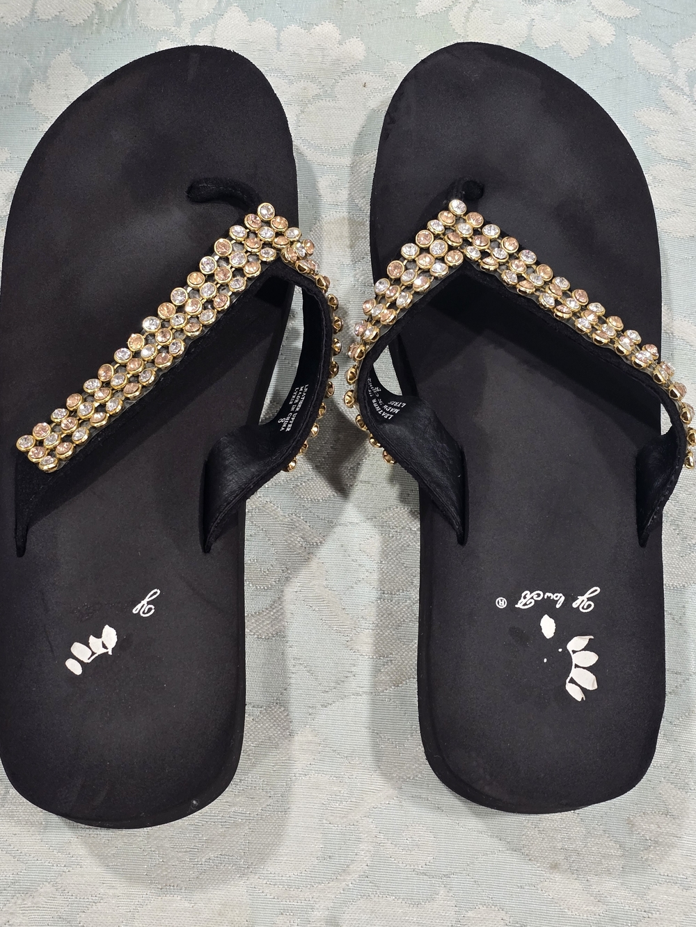 Yellow Box Y2K Lyris Wedge Dark Brown Sandals with Gold Rhinestone Straps Sz 8